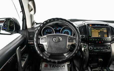 Toyota Land Cruiser 200, 2011 год, 3 370 000 рублей, 10 фотография