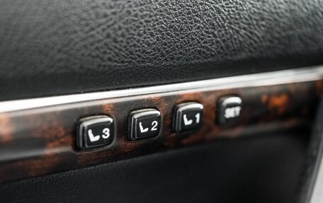 Toyota Land Cruiser 200, 2011 год, 3 370 000 рублей, 17 фотография