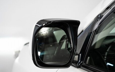 Toyota Land Cruiser 200, 2011 год, 3 370 000 рублей, 24 фотография