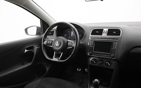 Volkswagen Polo VI (EU Market), 2018 год, 1 150 000 рублей, 14 фотография