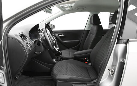 Volkswagen Polo VI (EU Market), 2018 год, 1 150 000 рублей, 17 фотография