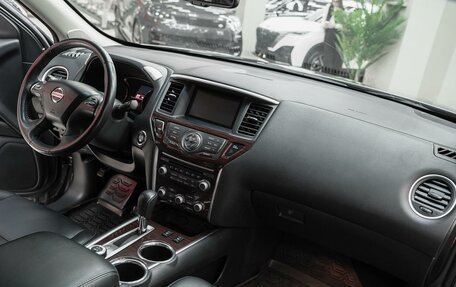 Nissan Pathfinder, 2016 год, 1 599 000 рублей, 15 фотография