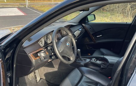 BMW 5 серия, 2006 год, 1 180 000 рублей, 9 фотография