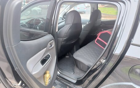 Mitsubishi L200 IV рестайлинг, 2015 год, 1 600 000 рублей, 11 фотография