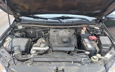 Mitsubishi L200 IV рестайлинг, 2015 год, 1 600 000 рублей, 16 фотография