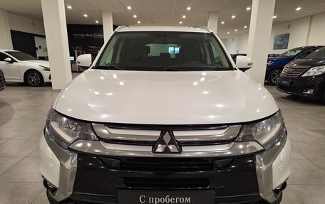 Mitsubishi Outlander III рестайлинг 3, 2017 год, 1 980 000 рублей, 5 фотография