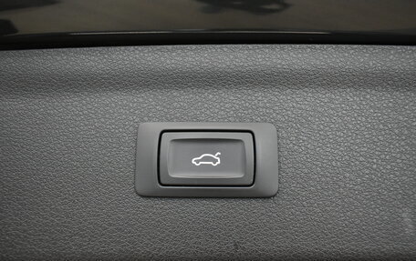 Audi Q3, 2018 год, 2 899 000 рублей, 24 фотография