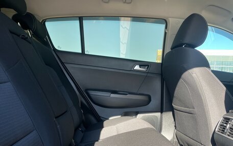 KIA Sportage IV рестайлинг, 2019 год, 2 098 000 рублей, 14 фотография