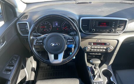 KIA Sportage IV рестайлинг, 2019 год, 2 098 000 рублей, 16 фотография