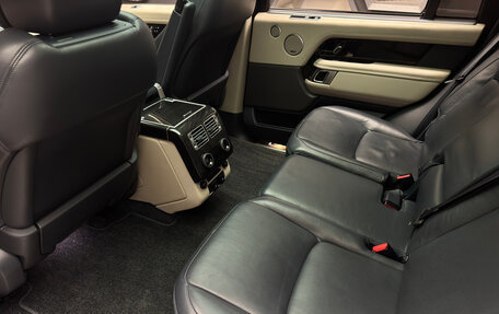 Land Rover Range Rover IV рестайлинг, 2018 год, 6 800 000 рублей, 25 фотография