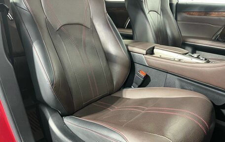 Lexus RX IV рестайлинг, 2019 год, 4 750 000 рублей, 14 фотография