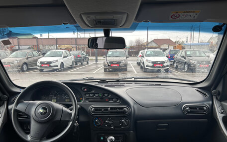 Chevrolet Niva I рестайлинг, 2017 год, 750 000 рублей, 2 фотография