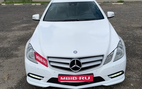 Mercedes-Benz E-Класс, 2012 год, 1 160 000 рублей, 1 фотография