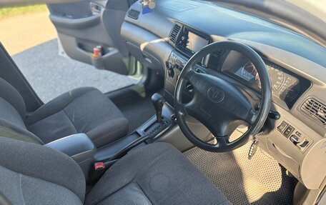 Toyota Corolla, 2003 год, 600 000 рублей, 13 фотография