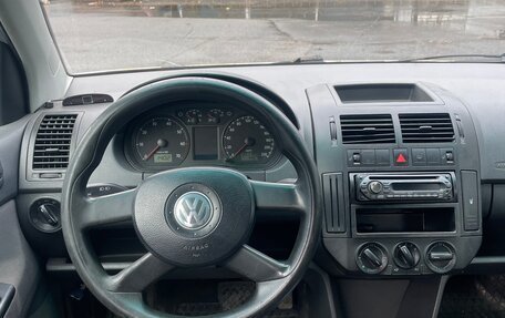 Volkswagen Polo IV рестайлинг, 2005 год, 295 000 рублей, 11 фотография