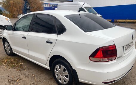 Volkswagen Polo VI (EU Market), 2016 год, 885 000 рублей, 3 фотография