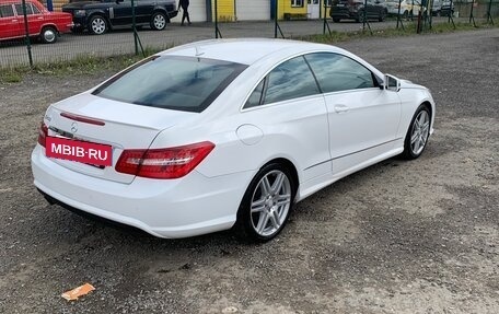 Mercedes-Benz E-Класс, 2012 год, 1 160 000 рублей, 4 фотография