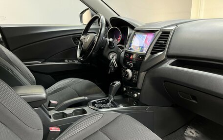 SsangYong XLV I, 2016 год, 1 450 000 рублей, 14 фотография