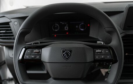 Peugeot Traveller I, 2025 год, 6 500 000 рублей, 16 фотография