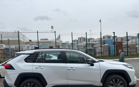 Toyota RAV4, 2025 год, 3 920 000 рублей, 5 фотография