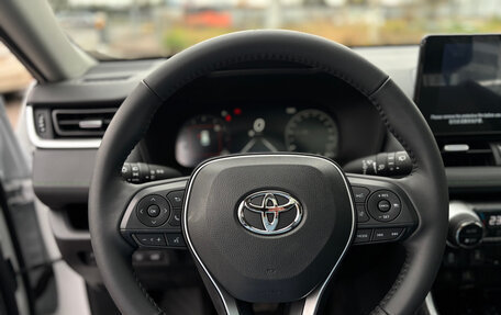 Toyota RAV4, 2025 год, 3 920 000 рублей, 12 фотография