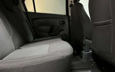 Renault Logan II, 2019 год, 1 275 000 рублей, 17 фотография