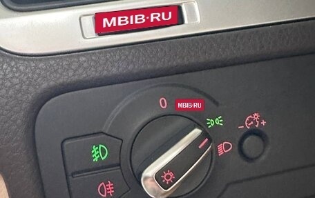 Volkswagen Touareg III, 2011 год, 2 300 000 рублей, 11 фотография