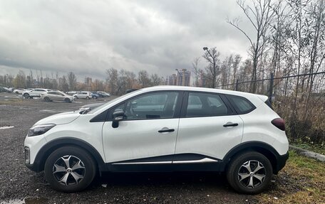 Renault Kaptur I рестайлинг, 2018 год, 900 000 рублей, 3 фотография