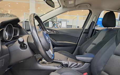 Mazda 3, 2015 год, 1 776 500 рублей, 20 фотография