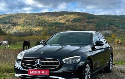 Mercedes-Benz E-Класс, 2021 год, 3 750 000 рублей, 1 фотография