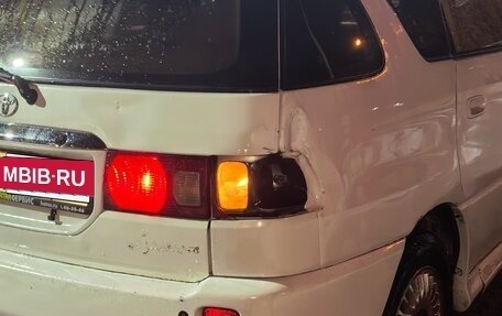 Toyota Ipsum II, 1997 год, 515 000 рублей, 7 фотография