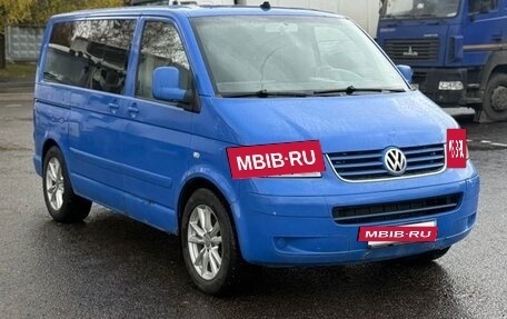 Volkswagen Multivan T5, 2003 год, 1 120 000 рублей, 2 фотография