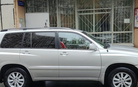 Toyota Highlander III, 2006 год, 850 000 рублей, 2 фотография