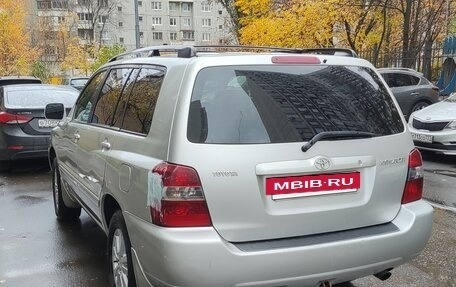 Toyota Highlander III, 2006 год, 850 000 рублей, 4 фотография