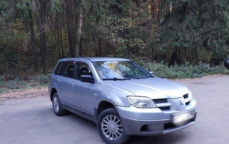 Mitsubishi Outlander III рестайлинг 3, 2005 год, 450 000 рублей, 3 фотография