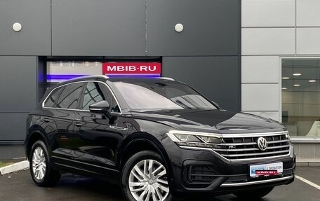 Volkswagen Touareg III, 2018 год, 4 899 000 рублей, 3 фотография