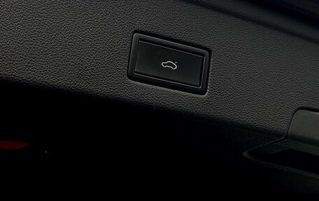 Volkswagen Touareg III, 2018 год, 4 899 000 рублей, 12 фотография