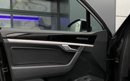 Volkswagen Touareg III, 2018 год, 4 899 000 рублей, 21 фотография