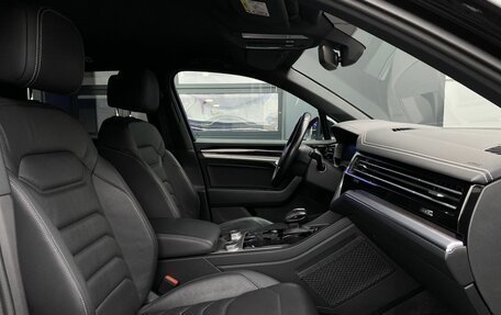 Volkswagen Touareg III, 2018 год, 4 899 000 рублей, 27 фотография