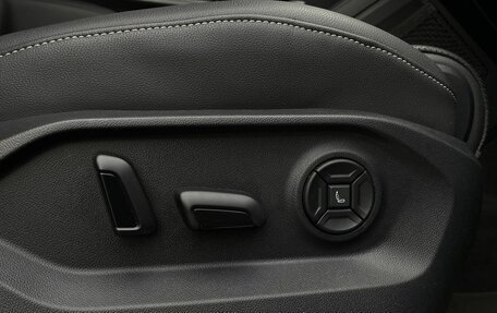 Volkswagen Touareg III, 2018 год, 4 899 000 рублей, 28 фотография