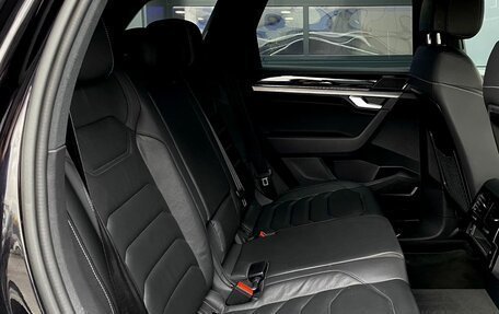 Volkswagen Touareg III, 2018 год, 4 899 000 рублей, 29 фотография