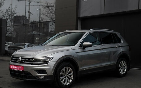 Volkswagen Tiguan II, 2017 год, 1 855 000 рублей, 1 фотография