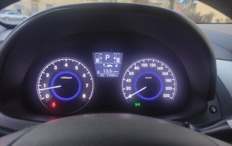 Hyundai Solaris II рестайлинг, 2014 год, 1 300 000 рублей, 8 фотография