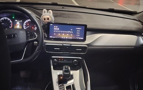 Geely Coolray I, 2023 год, 1 800 000 рублей, 6 фотография