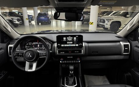 Mitsubishi L200, 2025 год, 5 200 000 рублей, 15 фотография