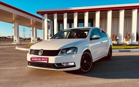 Volkswagen Passat B7, 2013 год, 1 300 000 рублей, 25 фотография