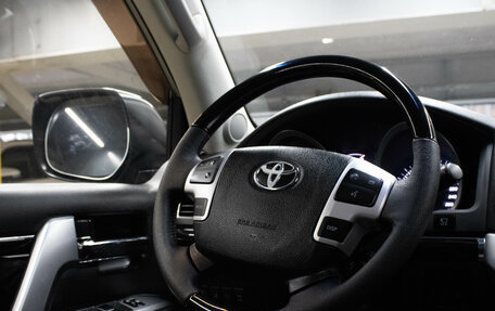 Toyota Land Cruiser 200, 2013 год, 3 549 000 рублей, 8 фотография