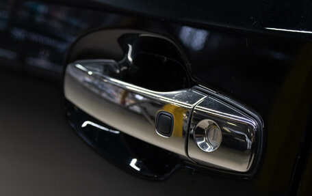 Toyota Land Cruiser 200, 2013 год, 3 549 000 рублей, 28 фотография