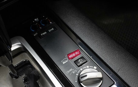 Toyota Land Cruiser 200, 2013 год, 3 549 000 рублей, 21 фотография