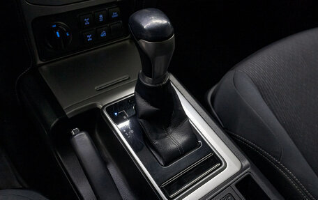 Toyota Land Cruiser Prado 150 рестайлинг 2, 2017 год, 5 250 000 рублей, 11 фотография